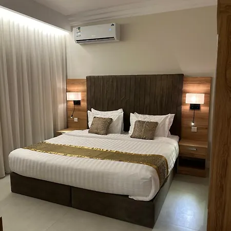 Lavent Park Hotel Suites-2